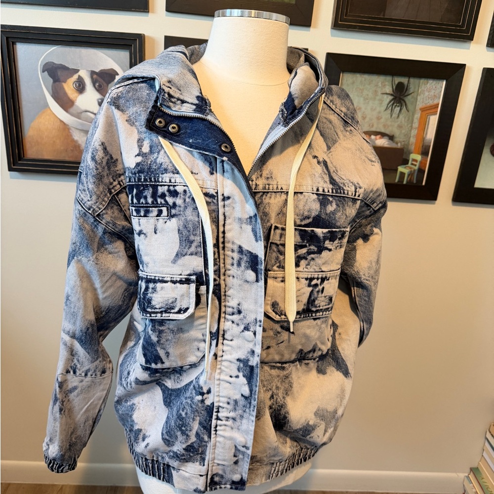 Acid Wash Denim Hoodie Jacket oli&hali size medium